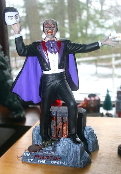 Phantom of The Opera Glow in The Dark Model Kit 1/8 Scale customer photo 2