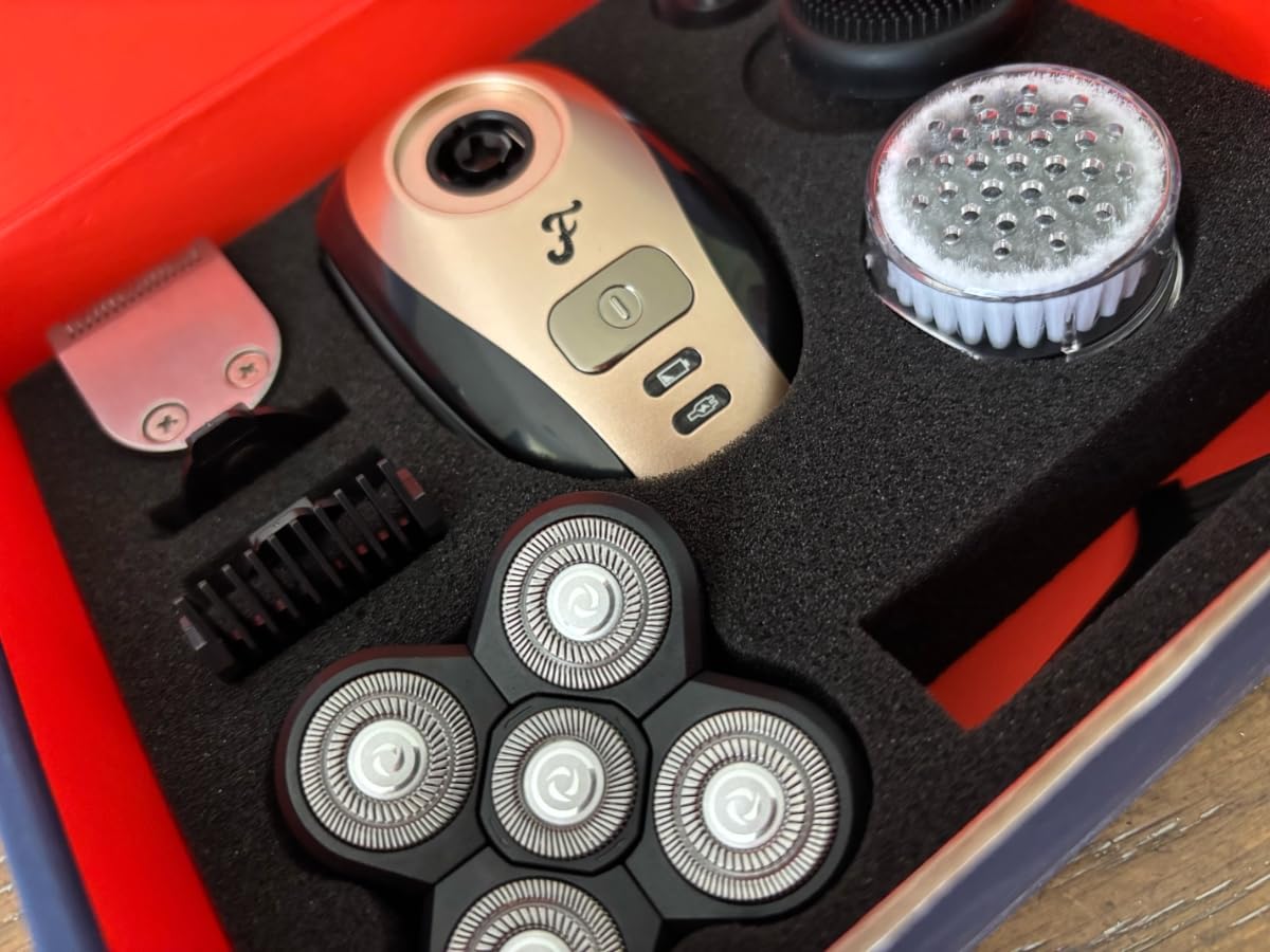 Freebird FlexSeries Electric Head & Body Hair Shaver, Cordless Wet/Dry Skull Bald Head Razor with Rotary Blades, Clippers, Nose Trimmer customer photo 1