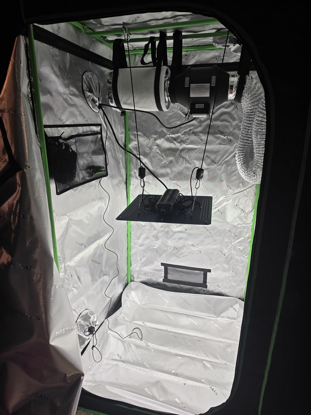VIVOSUN 2x2ft Grow Tent Kit with 100W Full Spectrum LED Grow Light | WiFi-Controlled Grow System, Automatic Ventilation, GrowHub Outlet A22 Temp Humidity Sensor, 24