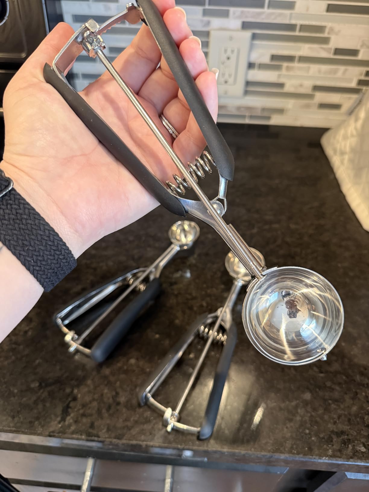 HOMURE H Cookie Scoop Set, Include 1 Tbsp/2 Tbsp/3 Tbsp, Cookie Dough Scoop, Cookie Scoops for Baking Set of 3, 18/8 Stainless Steel, Good Grip, Non-Slip, For Cookies Cupcake Muffin Ice Cream waffle customer photo 2