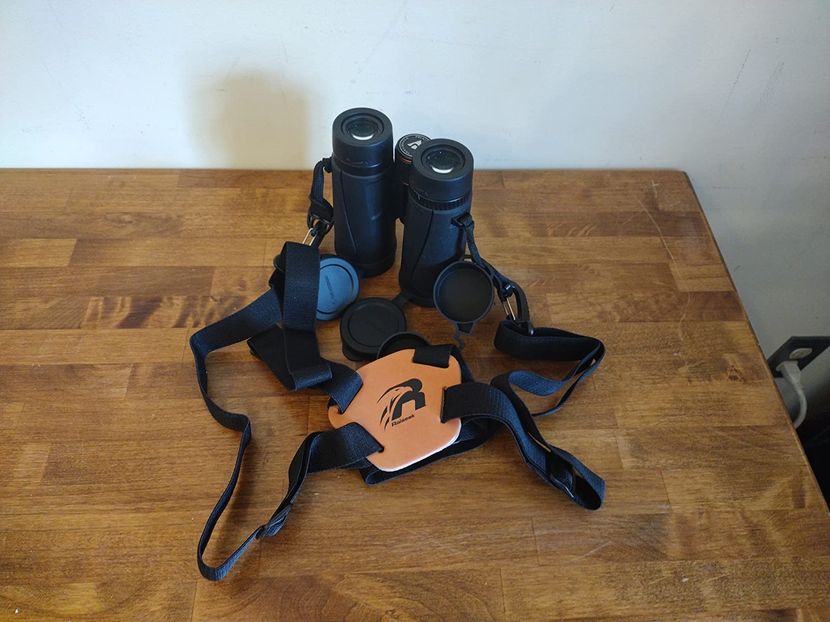 Binocular Harness Strap for Hunting, X-shaped Decompression Binocular Straps for Birding customer photo 1