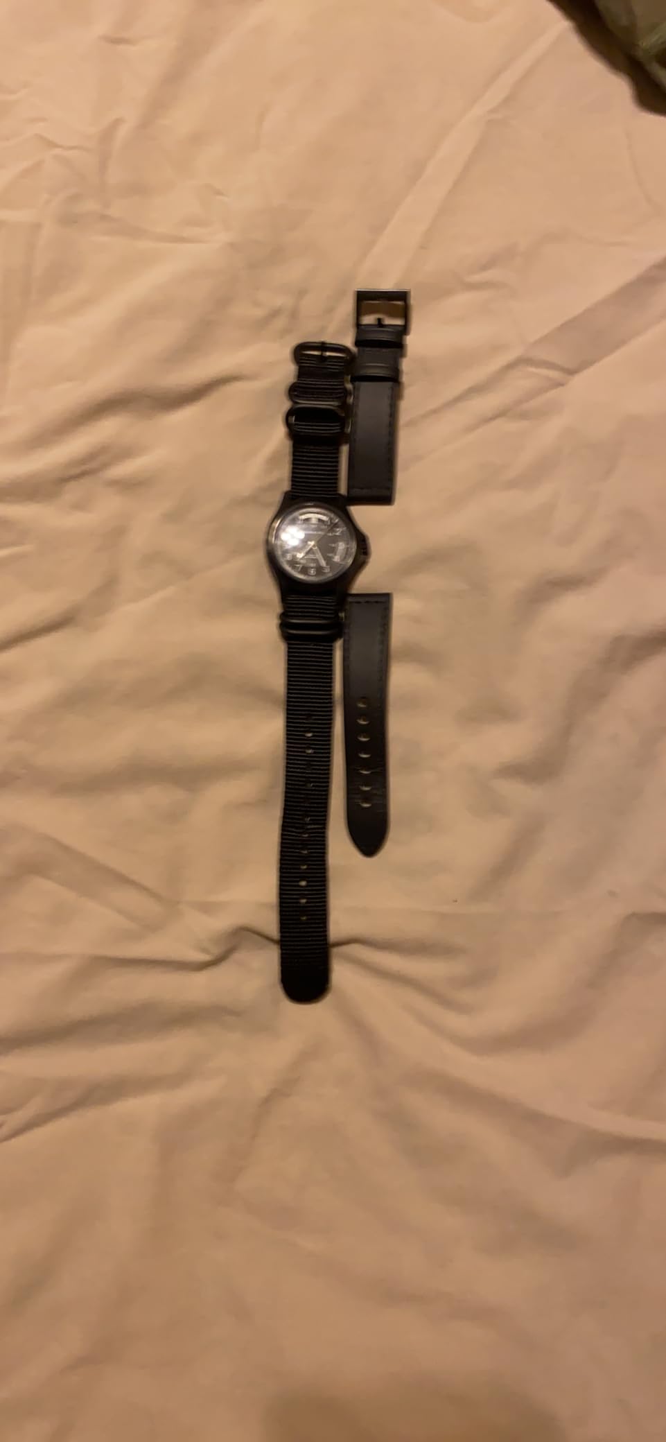 Khaki Field King Automatic Men's Watch, 40mm Stainless Steel Case, Swiss Made, Black Dial Analog Wrist Watch for Men, 50m Waterproof, Sapphire Crystal, Calf Leather Strap customer photo 1