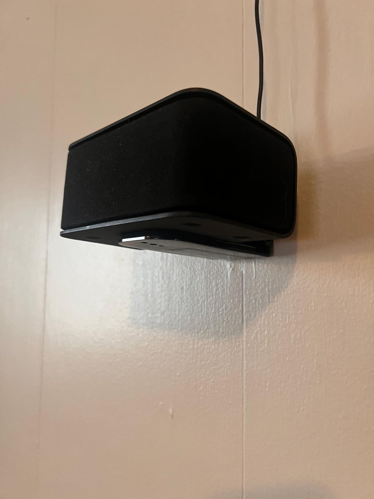 Universal Soundbar Wall Mount with Hardware customer photo 1