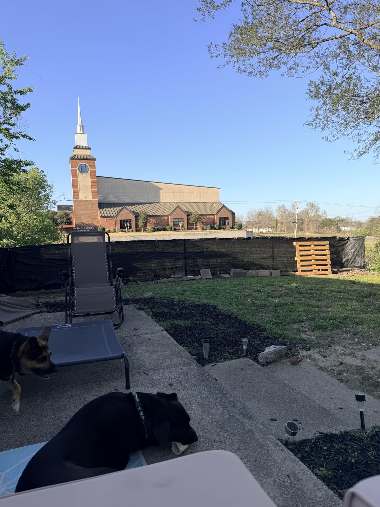 iCover 4x50ft Privacy Screen Fence, Outdoor Fencing Panels, Garden Windscreen Mesh Shade Sail Net Barrier, Include Reinforced Bindings and Brass Grommets Cable Zip Ties, Black customer photo 1