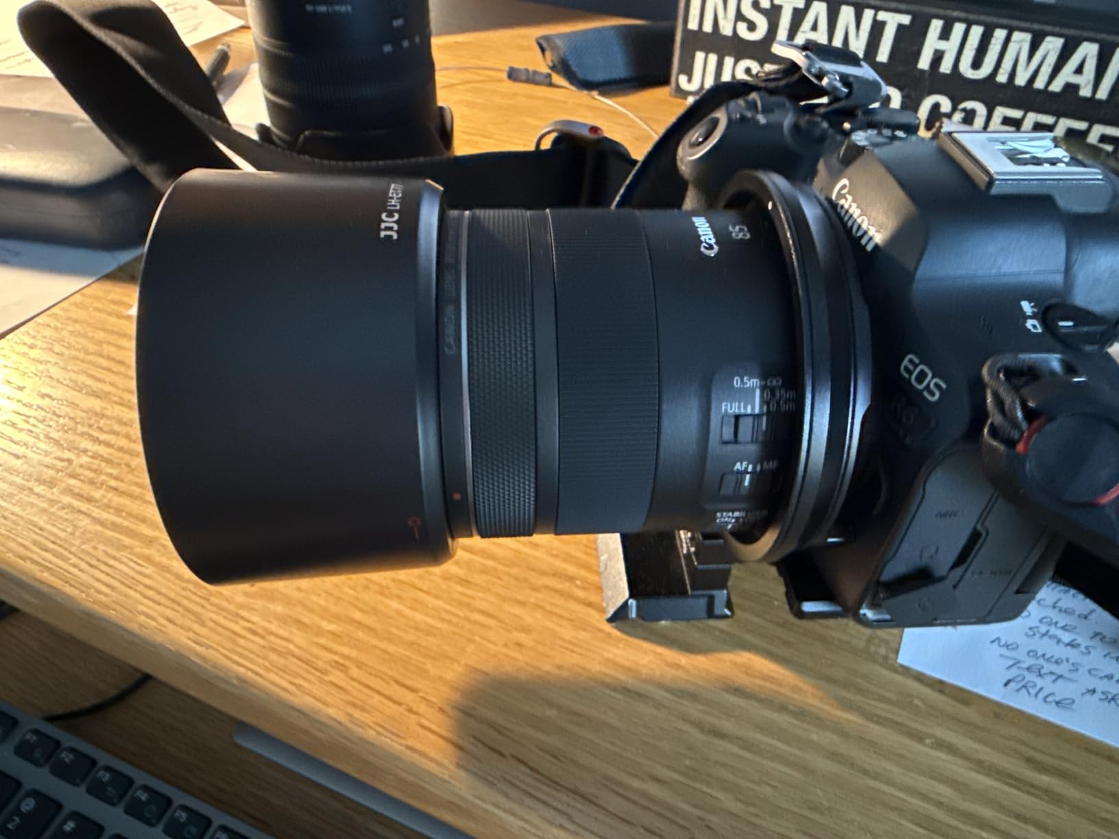 Lens Hood for Canon RF 85mm F2 Macro IS STM Lens on EOS R6 R6 Mark II R5 RP R Camera, Reversible Lens Hood Replace Canon ET-77 Hood, Compatible with 67mm Filters and 67mm Lens Cap customer photo 2