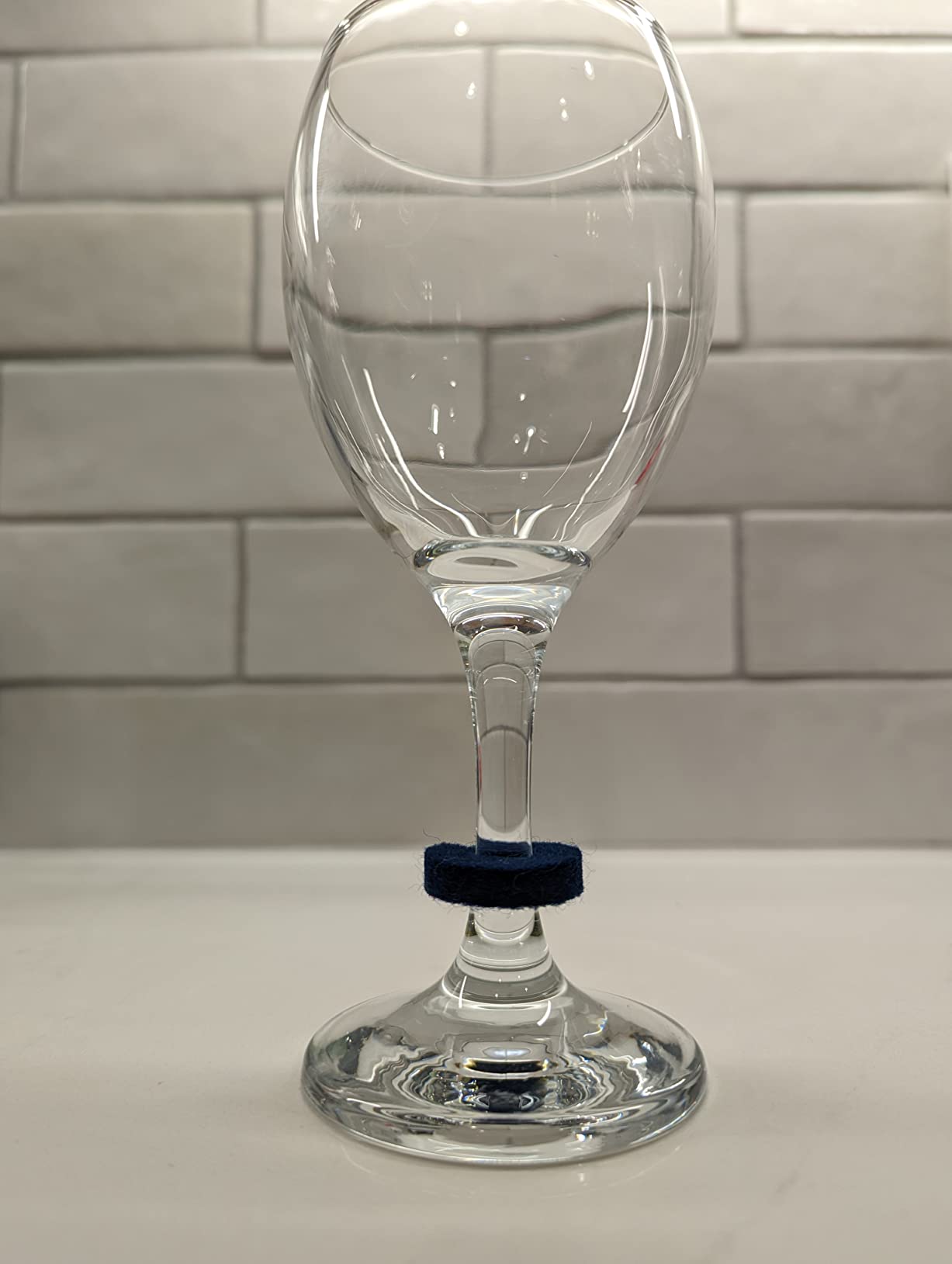 Graf Lantz - Wine-O's Merino Wool Wine Glass Charms (Midcentury) 12 Count - Drink Markers with Note Card - Reusable - 12 Colors - Boho Style - Home Decor, Party Favors & Vacation Essentials - 5mm Felt customer photo 1
