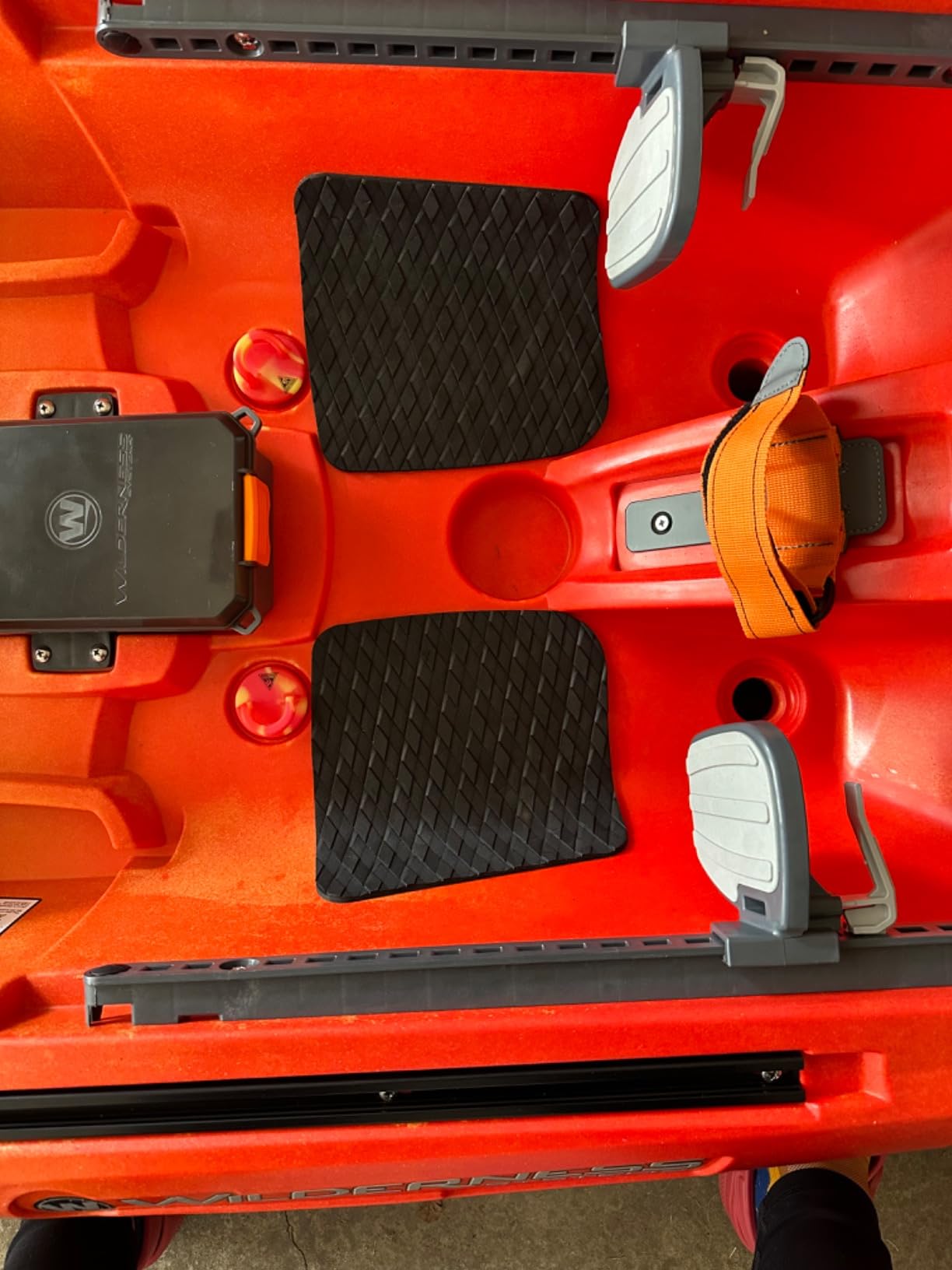 Pelican Dog Traction Pad - 21.25 x 15.31 x 1.96 in - Good Grip - EVA Foams - Strong and Durable - Can Be Adjust for a More Custom Fit customer photo 1