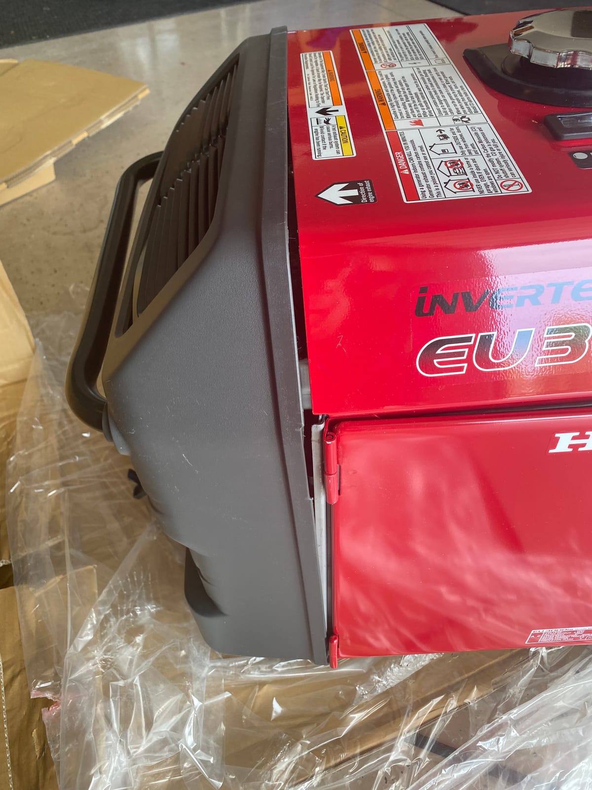 Honda EU3000iS 3000 Watt Inverter Generator (EU3000IS1AN) | Super Quiet 120V Gas Powered Portable Generator for Camping, RV or Home Backup customer photo 2