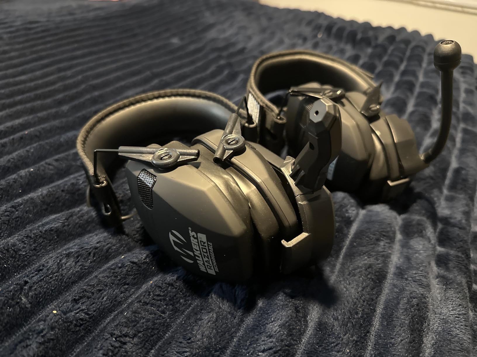 Walker's Rechargeable Hearing Protection Earmuffs customer photo 1
