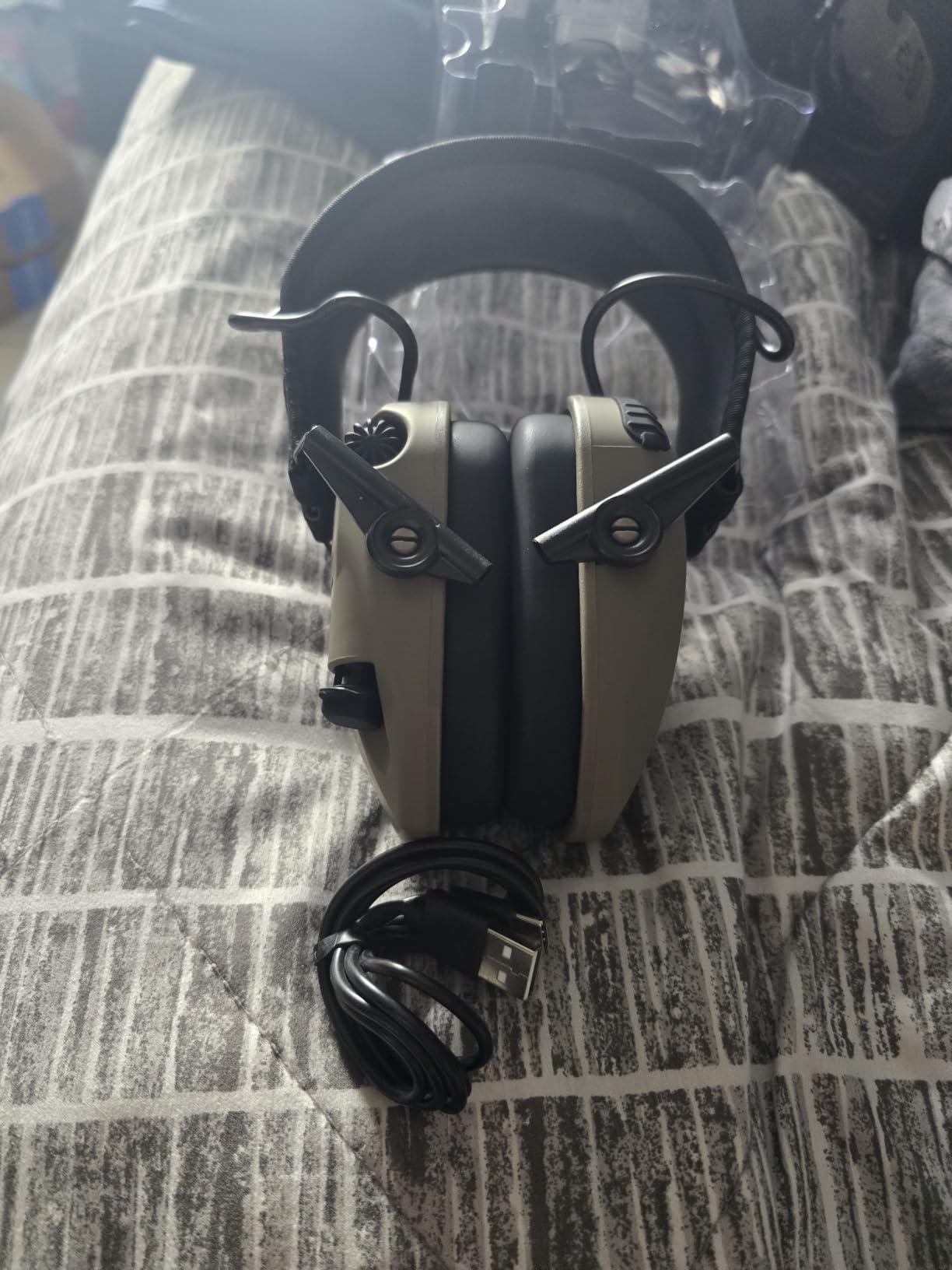 Walker's Rechargeable Hearing Protection Earmuffs customer photo 2