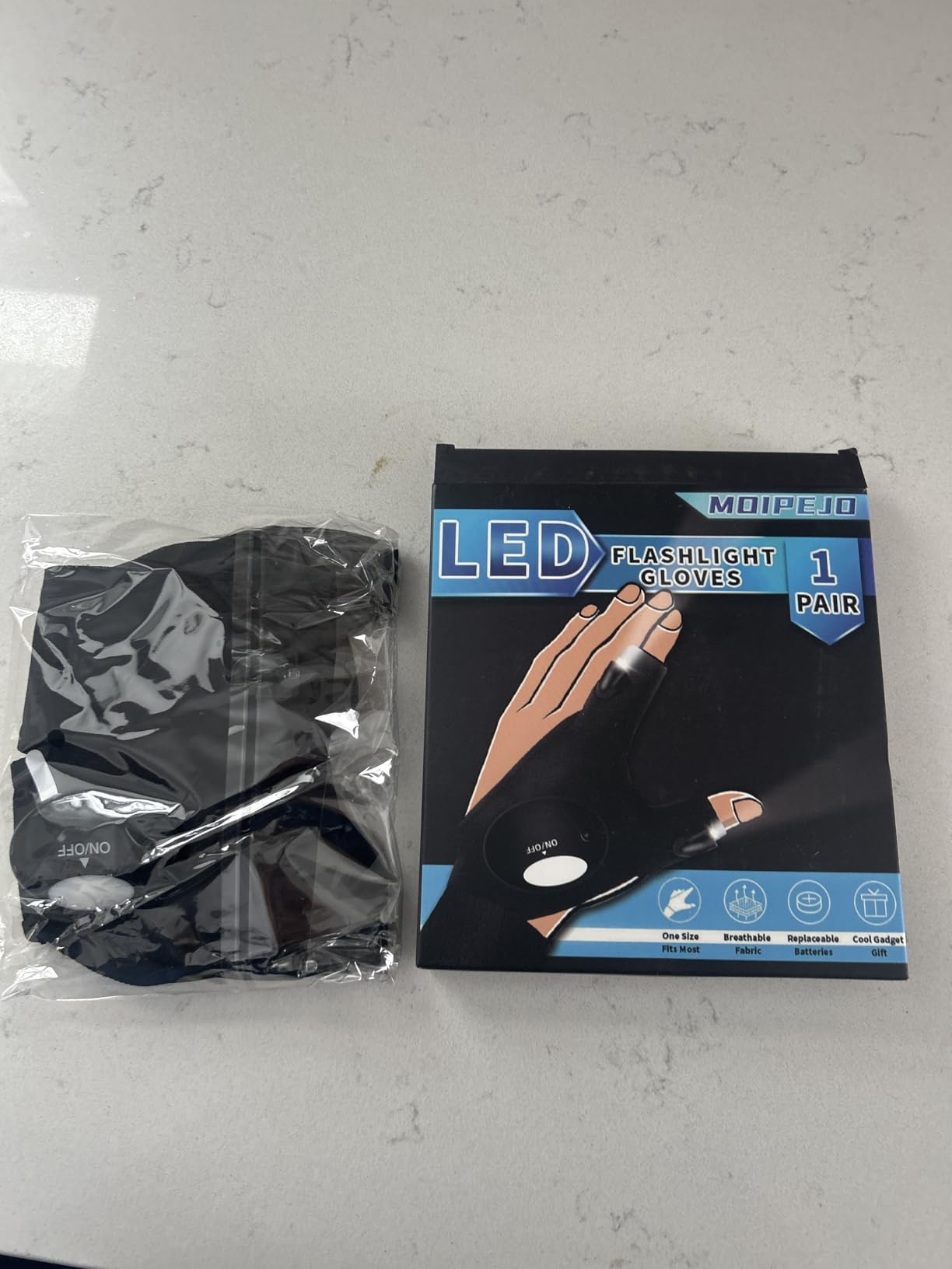 MOIPEJO LED Flashlight Gloves, Gifts for Men Dad Him Boyfriend Husband, Cool Gadget Hands-Free Finger Lights for Camping Fishing Repairing customer photo 1
