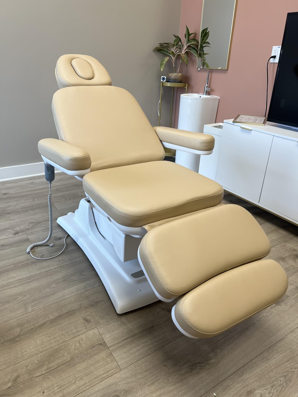 Sibella Med Spa Chair, Electric Exam Treatment Bed, Gray | Medical Spa, Podiatry and Medical Chair, 4 German Motors, Hand Remote, 3.5 inch Plush Cushion, 2 Year Warranty customer photo 1