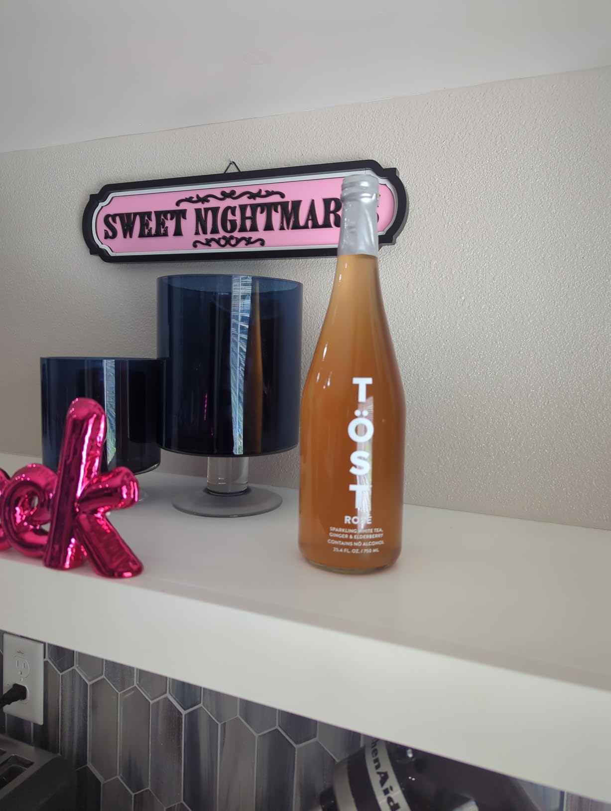 Tost Rose Sparkling White Tea, Ginger and Elderberry, 25.4 FZ customer photo 2