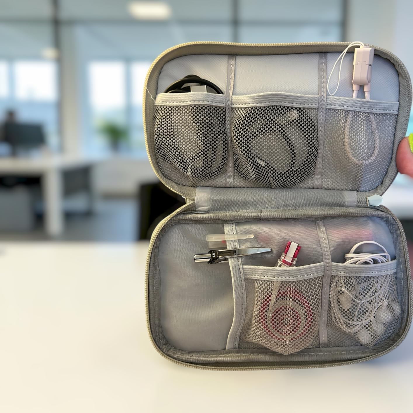 FYY Electronic Organizer, Travel Tech Pouch Bag, Cable Organizer Black customer photo 2