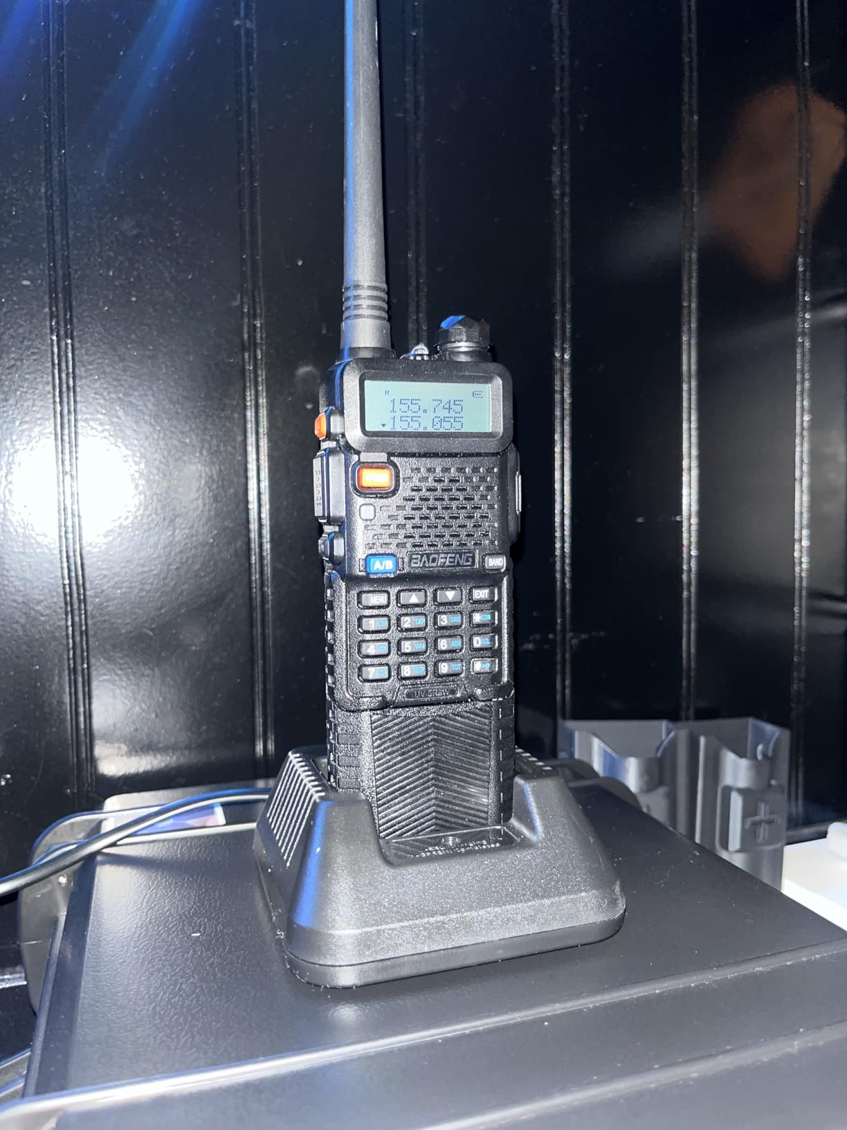 Baofeng UV-5R Charger for BAOFENG UV-5R BF-F8HP M-5RX UV-5X3 5RA 5RB 5RC 5RD 5RE 5REPLUS Two Way Radio (Desktop Charger) customer photo 1