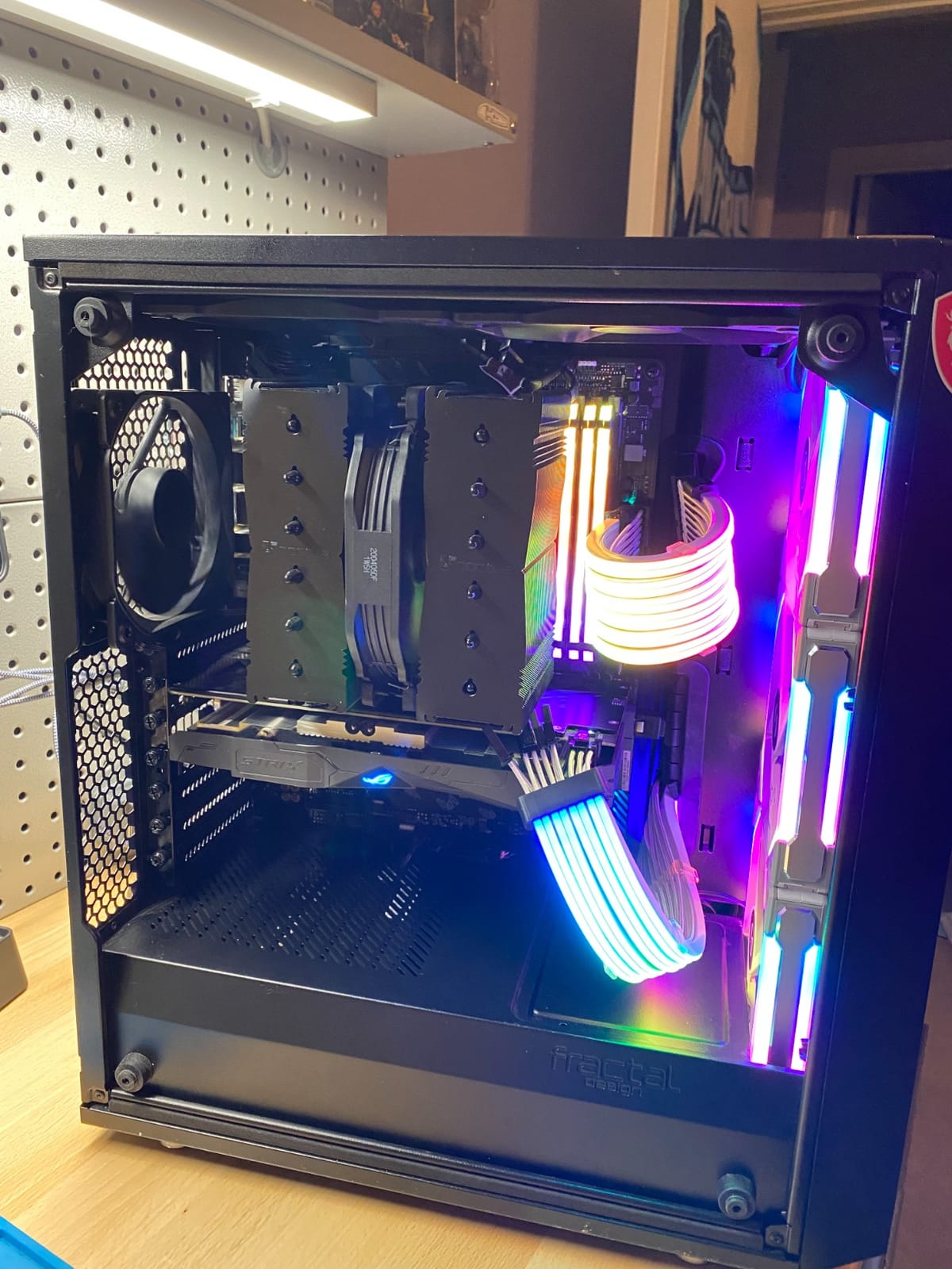 AMD Ryzen™ 5 5600G 6-Core 12-Thread Desktop Processor with Radeon™ Graphics customer photo 2