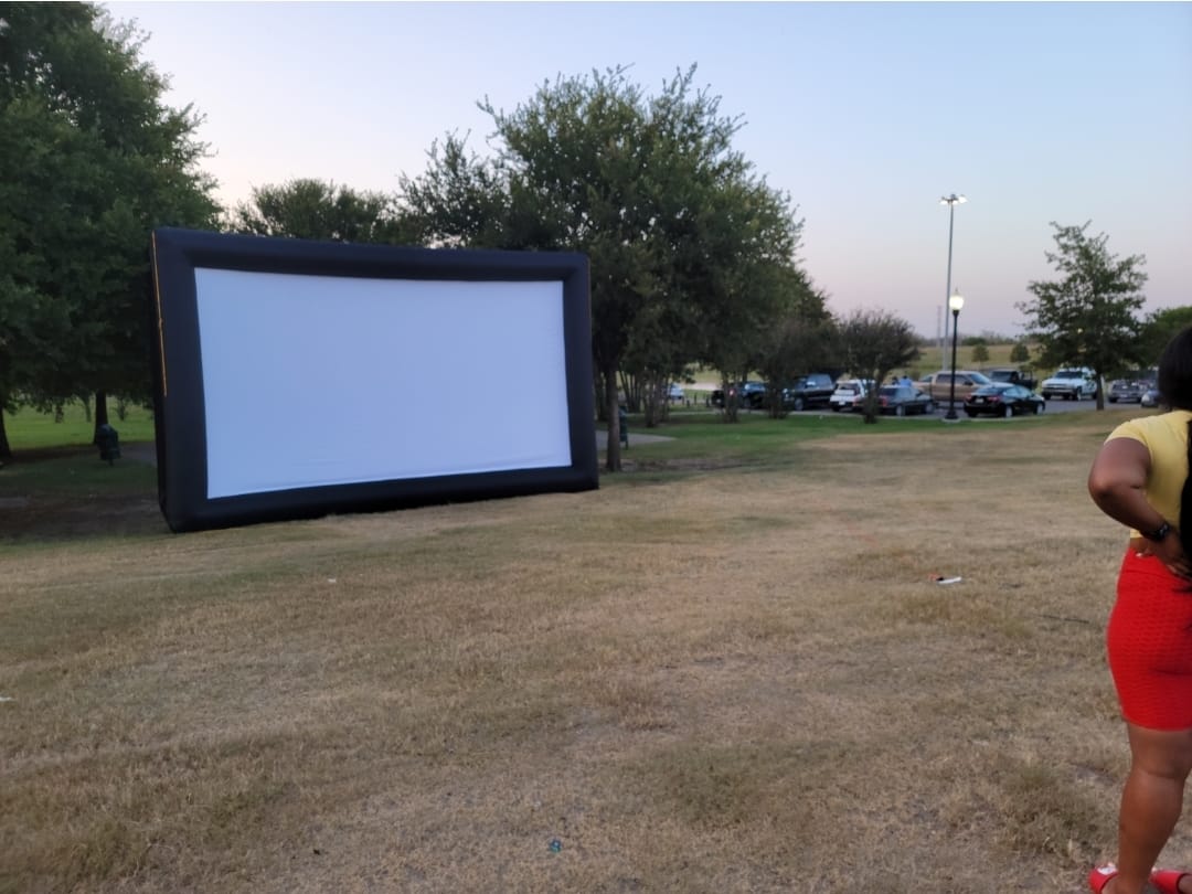 Inflatable Movie Screen Outdoor Projector Screen for Outside 25ft, Large Blow Up Screens Front and Rear Projection with Air Blower, Best for Movie Nights Backyard Home Theater customer photo 1