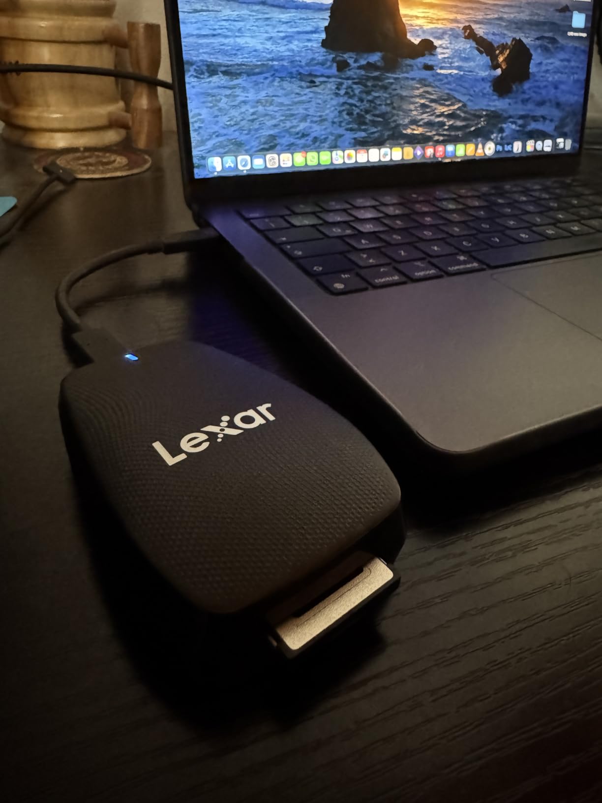 CFexpress Type B Card Reader, 1700MB/s Read, USB-C, USB 3.2 Gen 2x2 | Supports CFexpress Type B Cards, Compatible with PC, Laptop, Tablet, Smartphone, USB-C/A Cable, Compact, LRW550U-RNBNU customer photo 2