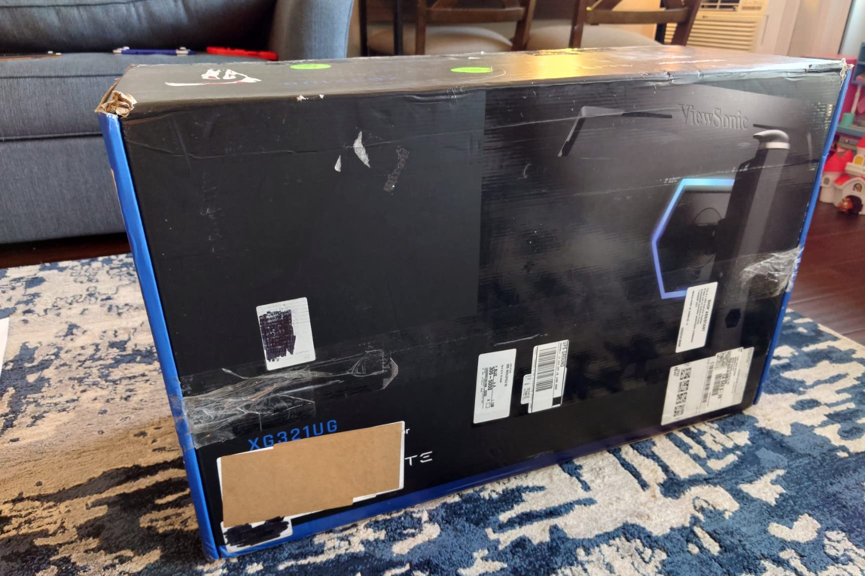 ViewSonic XG321UG 32 Inch 4K IPS 144Hz Gaming Monitor G-Sync Ultimate, Mini LED, Nvidia Reflex, HDR1400, Advanced Ergonomics, HDMI and DP customer photo 1
