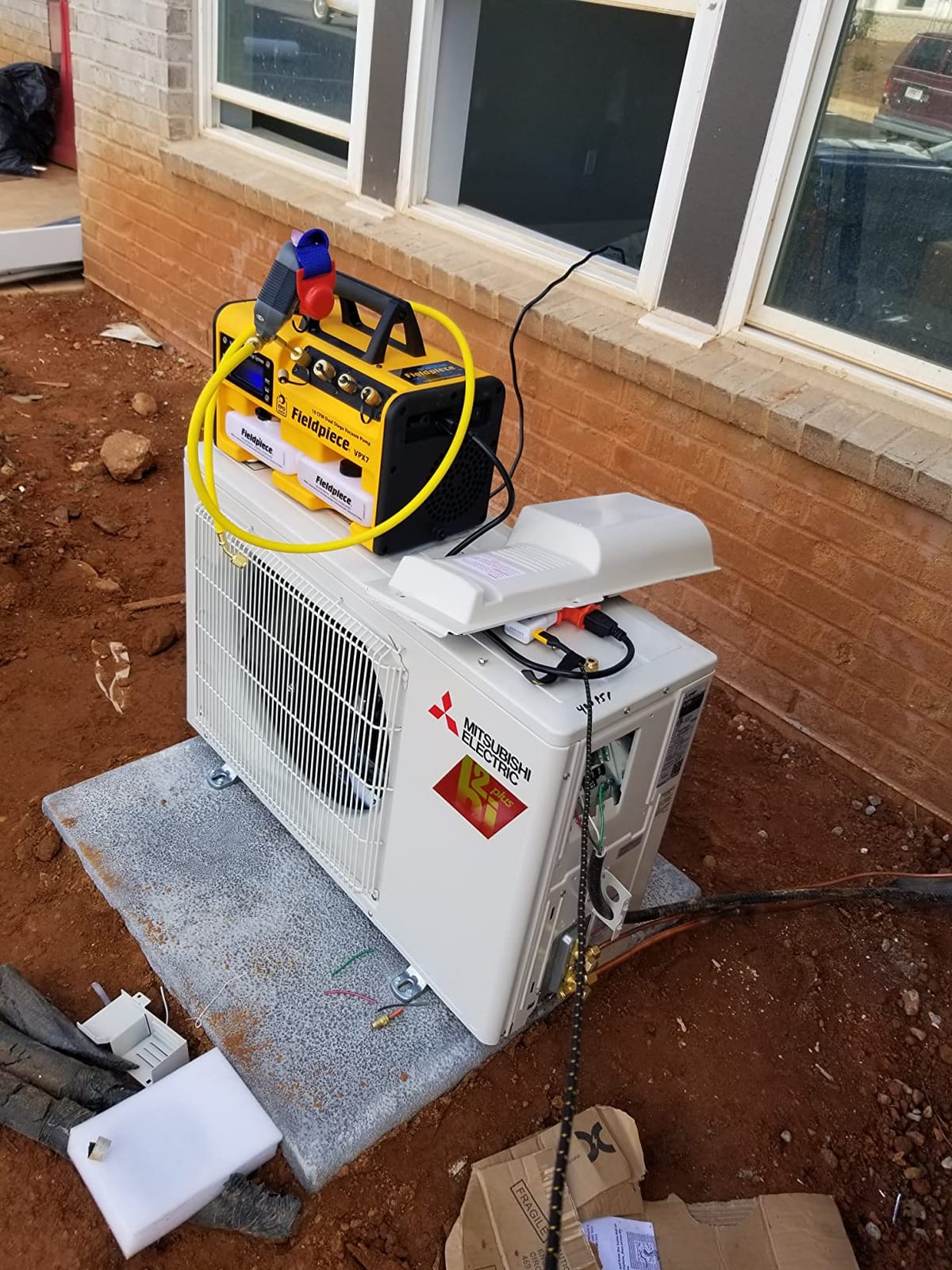 Fieldpiece VPX7 Vacuum Pump - 10 CFM, 3/4 HP DC Motor, RunQuick Oil Change System - Portable - Professional HVAC Tool - A2L Compatible customer photo 2