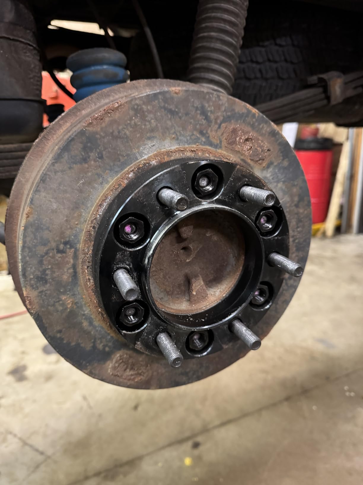 Richeer 1 inch 6x5.5 Hub Centric Wheel Spacers for 1995-2023 Tacoma customer photo 2