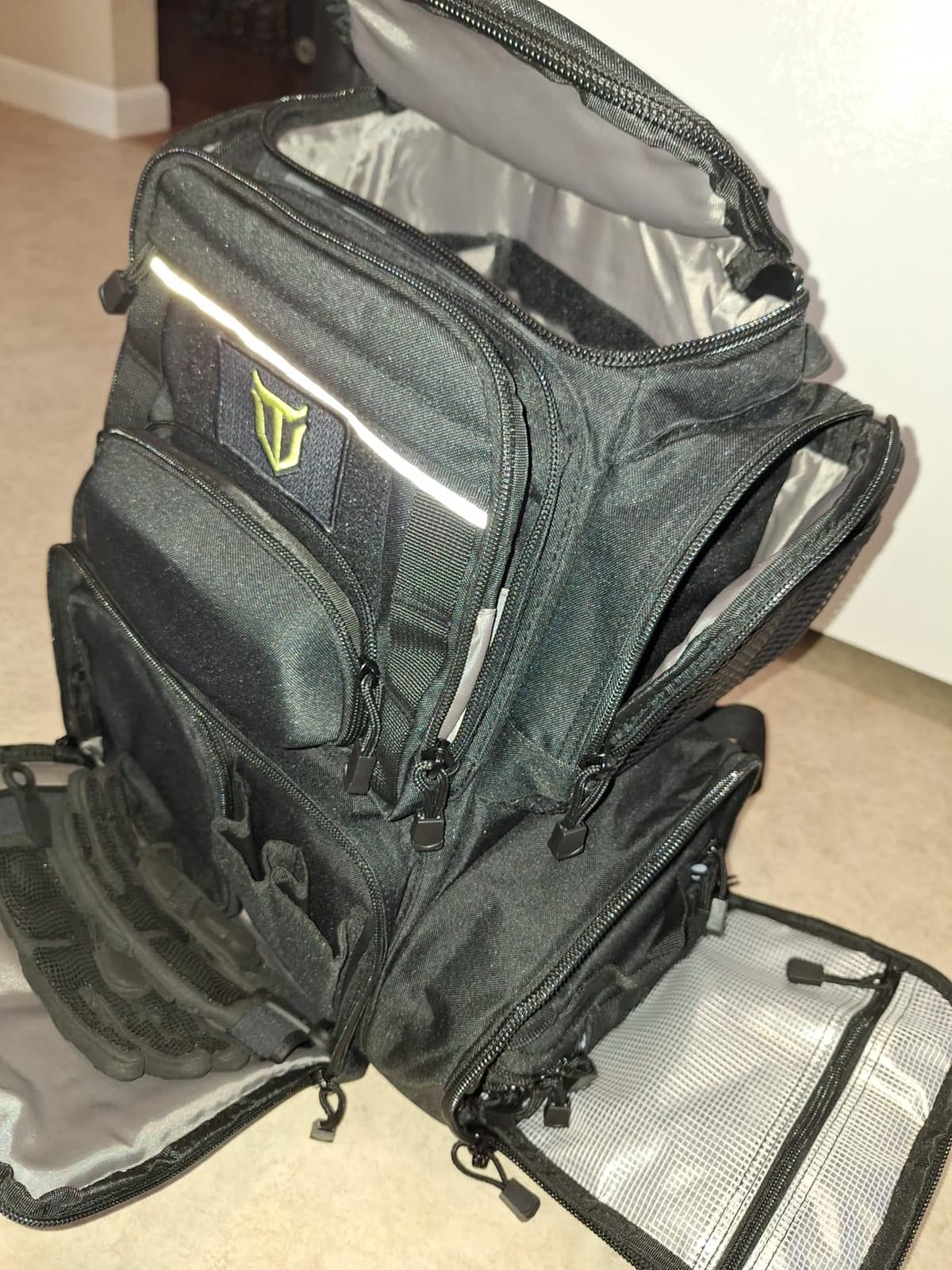 TIDEWE Gun Range Backpack for Handguns, Tactical Shooting Range Bag | 4 Removable Pistol Cases, Side Access to Pistols, Adjustable Ammo Storage, Hard Glasses Case, 900D Fabric, Rain Cover customer photo 1