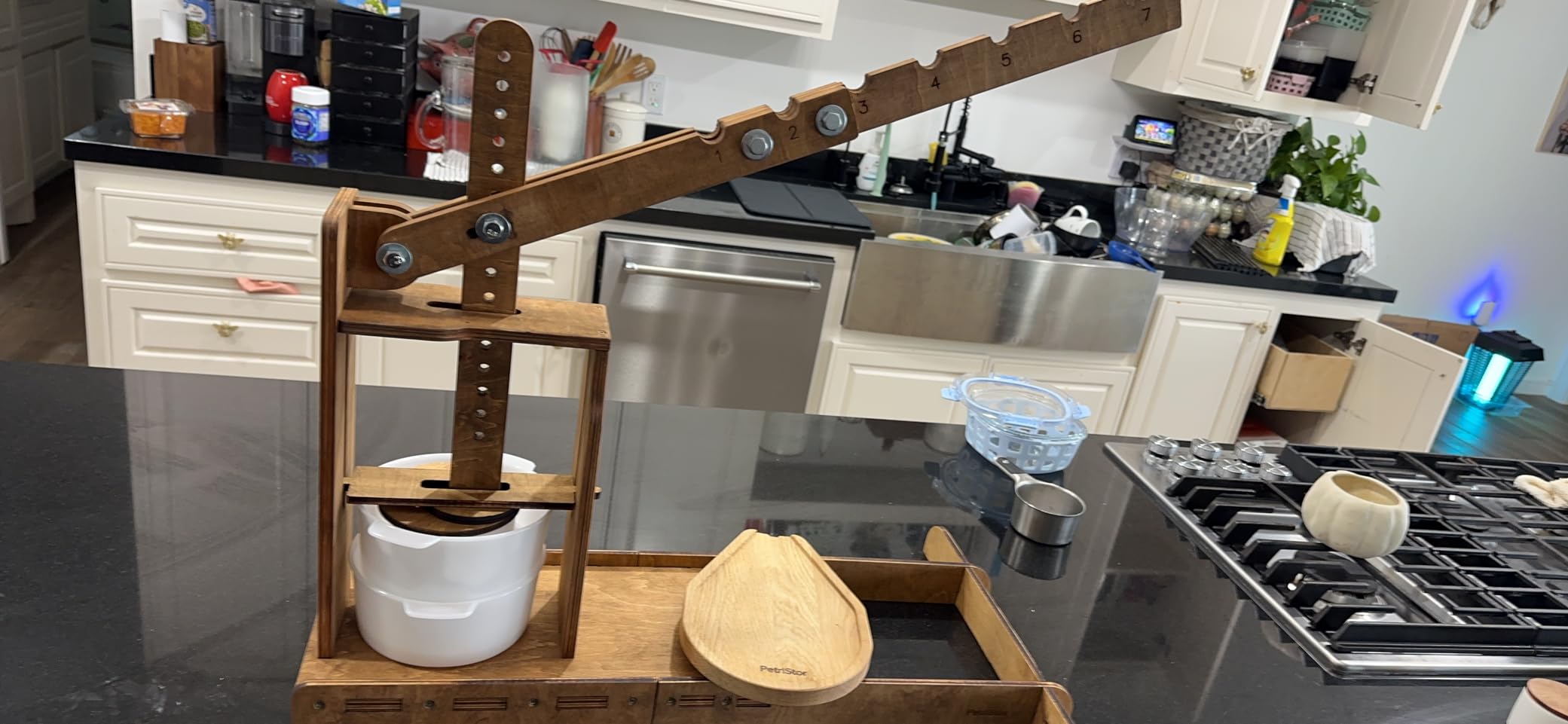 Dutch Wooden Cheese Press - Cheese Making Kit (Wooden Cheese Press with Lever and 2 Cheese Molds 1.2L) - Cheese Press for Home Cheese Making pressure up to 200 lbs customer photo 2