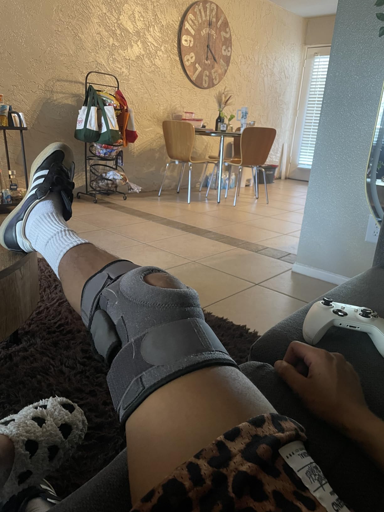 Sparthos Knee Brace for Women & Men - Meniscus Tear Support - Gray-L | Hinged Metal Side Stabilizers, Adjustable Compression Straps, ACL MCL Arthritis Pain Relief, Open Patella, Running & Sports customer photo 2