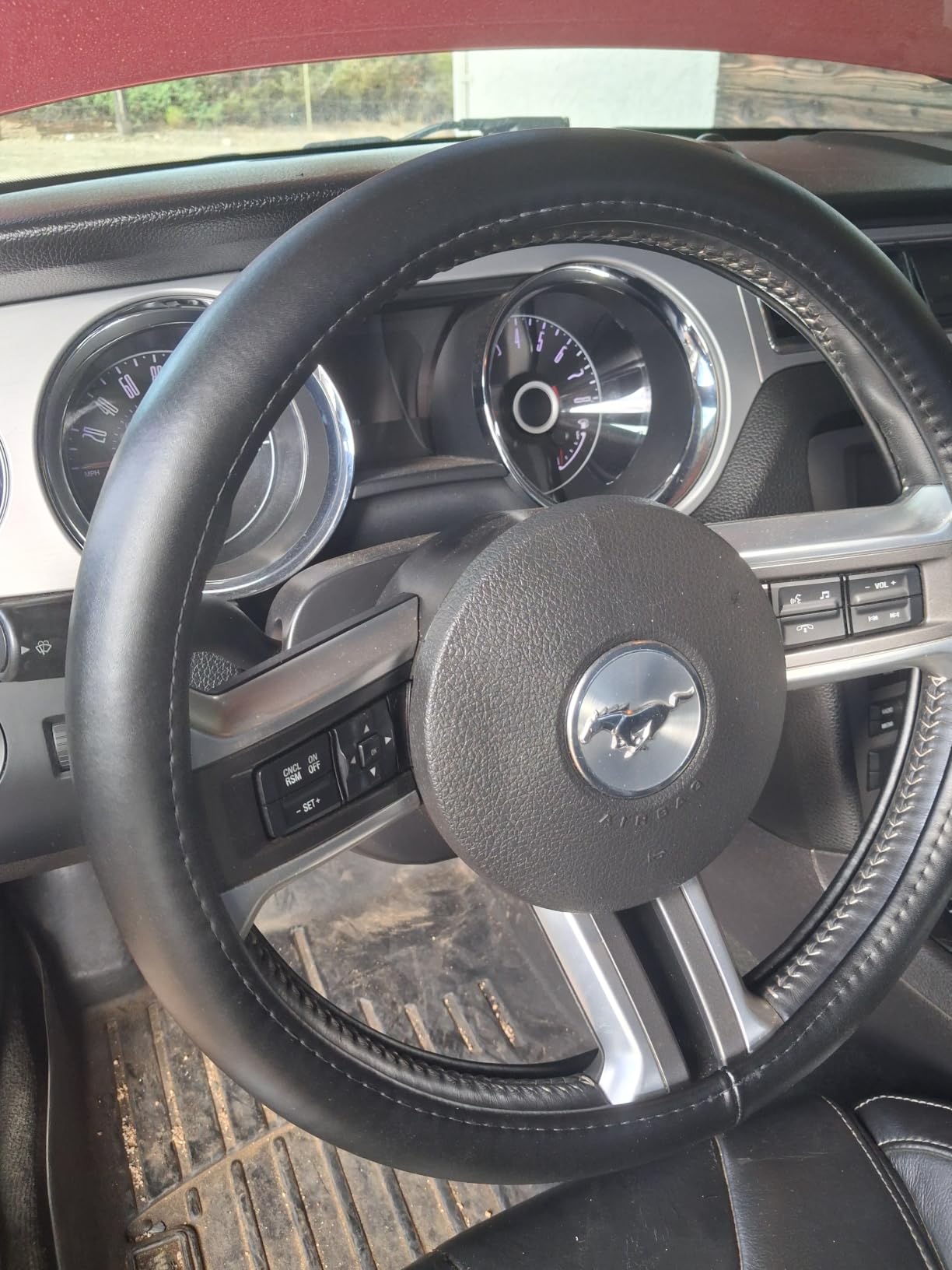 Haokay Heavy Duty Pure Cowhide Steering Wheel Cover, Black Genuine Leather Steering Wheel Cover Men Women Universal 14.5 to 15 Inch customer photo 2