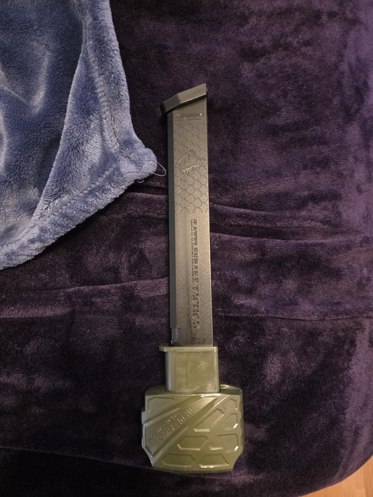 9mm/.40 Mag Speed Loader for Glock 17,18,19,22,23,24,26,27,34,35,45,47 | Two-Step Push Loading Reduces Thumb Strain and Keeps Magazines Stable customer photo 1