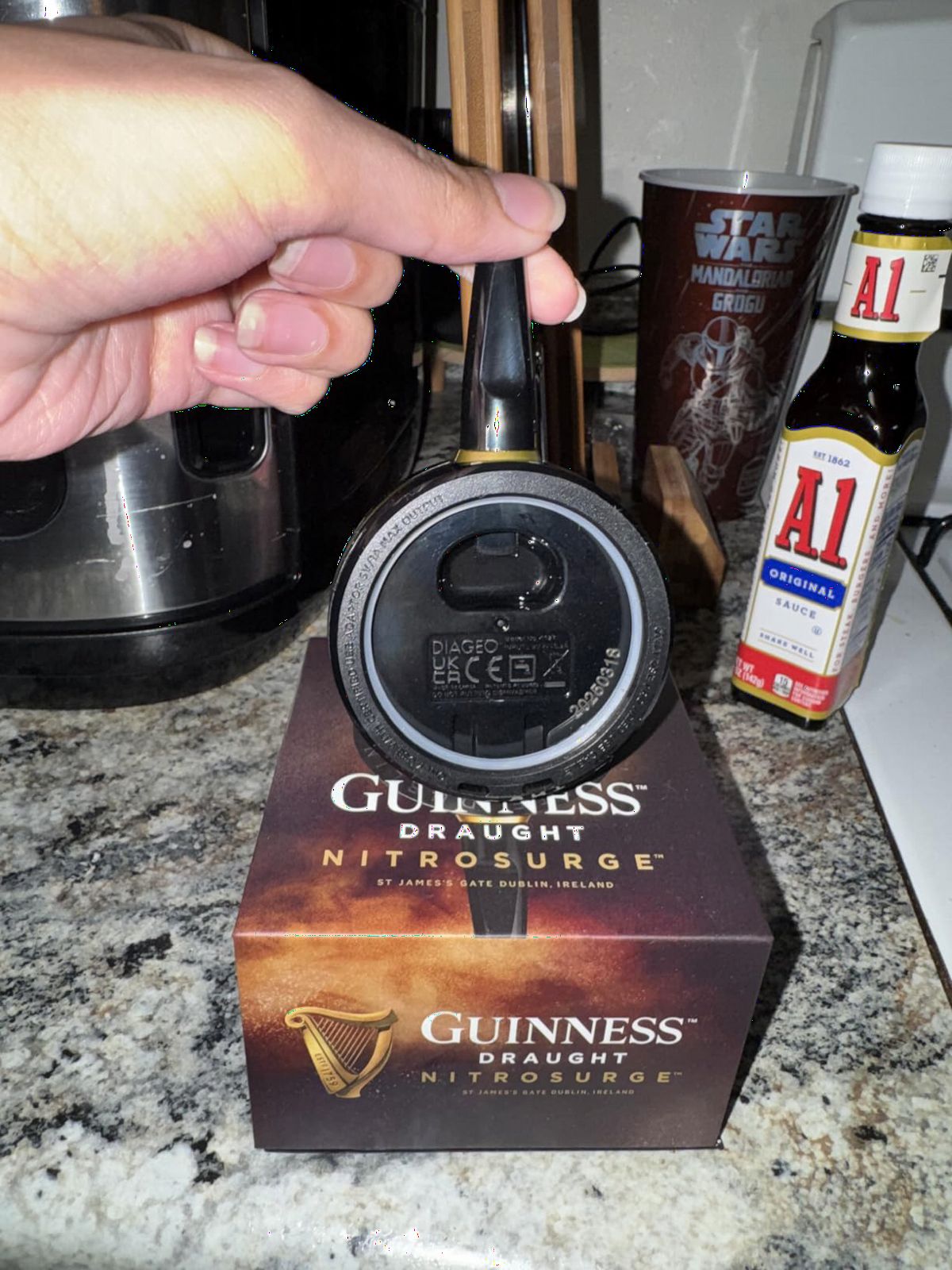 Guinness Draught Nitrosurge Device, Stout Beer, Perfect Pub Pour at Home, Rich Smooth Head & Sweetness of Malt Balanced with Hops, Cans Sold Separately, Device Only, Black customer photo 1