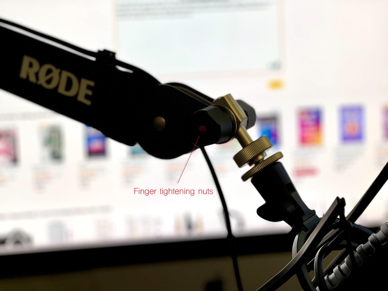 RØDE PSA1+ Professional Studio Boom Arm with Spring Damping, Black customer photo 2