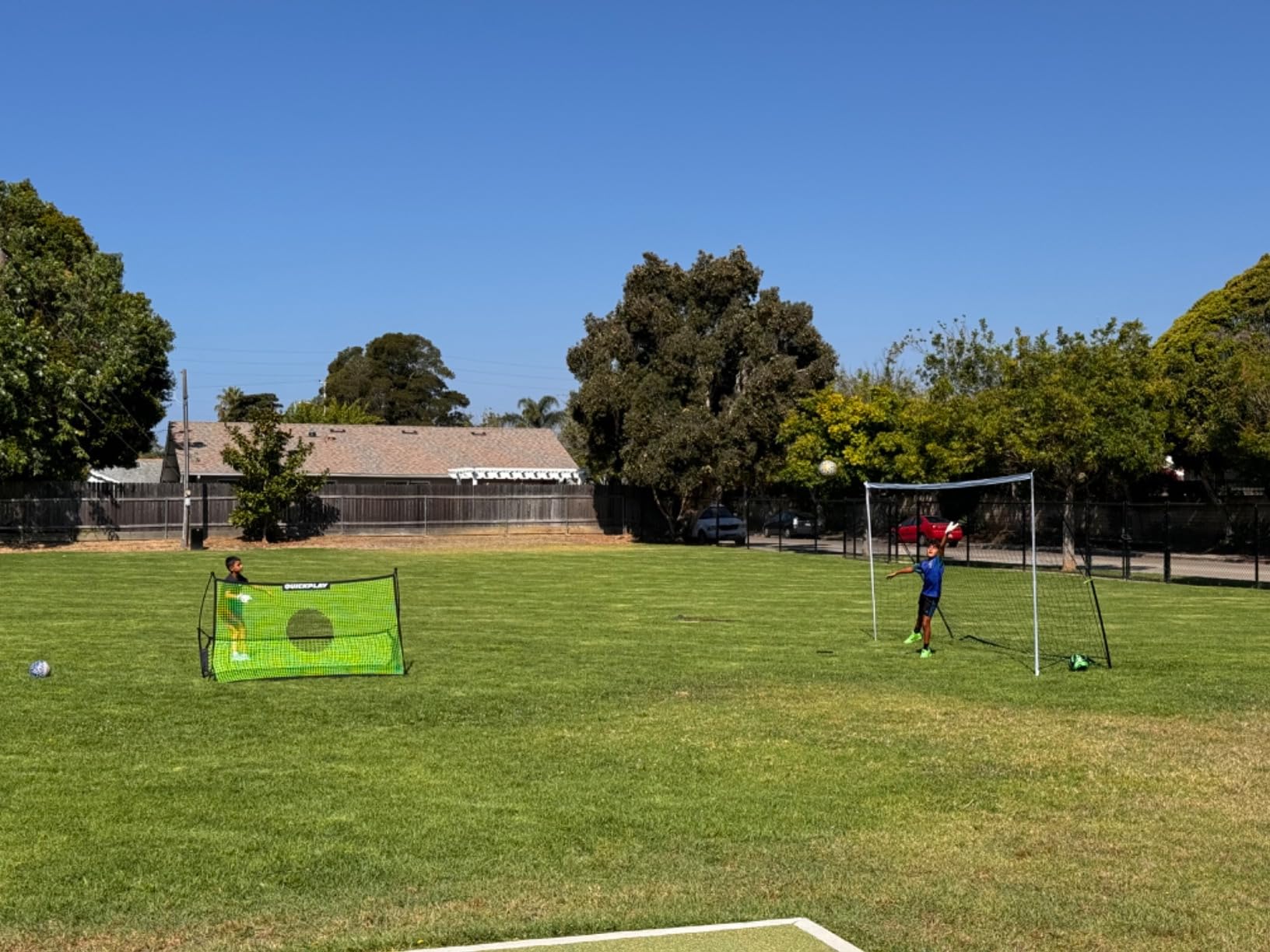 QUICKPLAY TEKKERS TRAINER Soccer Rebounder, 6.5x4' Spot & 6.5x1.5ft Ground Pass Nets, Alloy Steel, Fiberglass, Black, Green, Portable | Twin rebound nets, Portable steel frame, Turf, court & indoor, First touch & ball control, Solo training customer photo 2