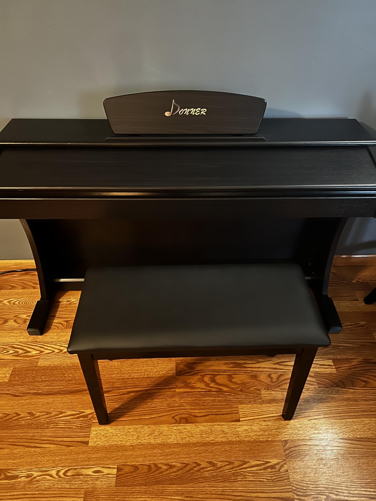 Donner Duet Piano Bench with Storage, Solid Wooden Keyboard Bench Piano Bookcase Stool Chair Seat with High-Density Sponges Padded Cushion, Black customer photo 2