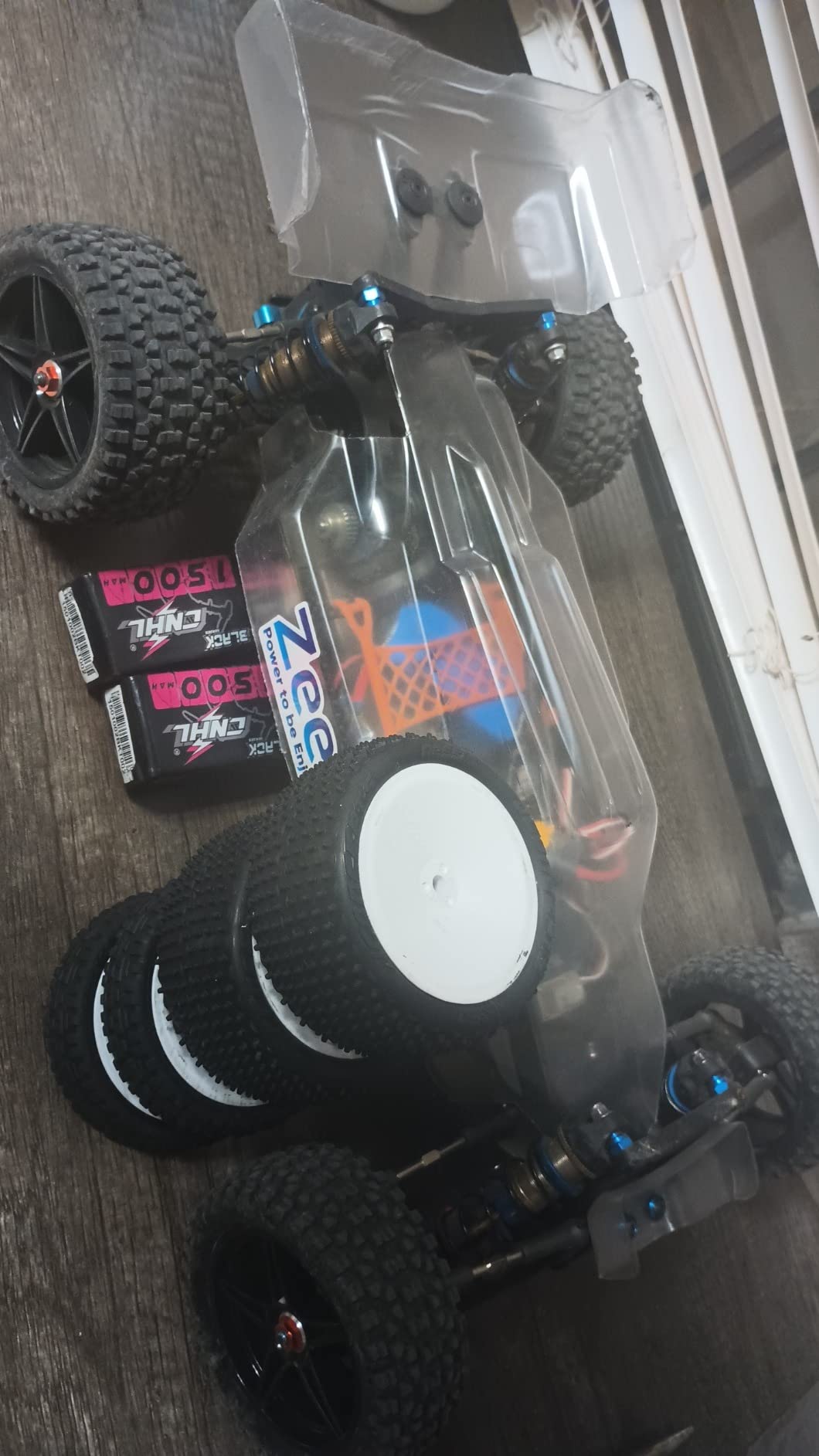 ATA HOBBY DUMBORC X6 2.4GHz 6CH RC Radio Transmitter and Receiver X6FG(Built-in Gyro) with Fail-Safe & Low Voltage Alarm Function for Rc Vehicle Car Boat Tank Model Parts Remote Controller customer photo 2