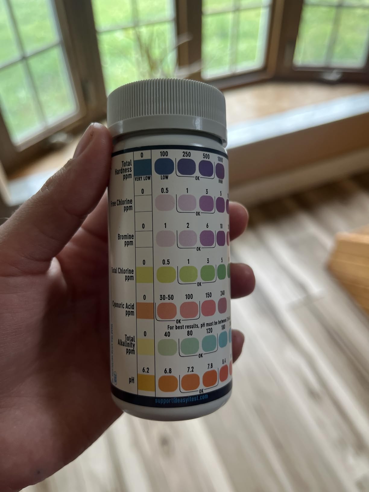 EASYTEST 150Pcs 3-Way Hot Tub, Spa and Pool Test Strips | 15s Quick Test pH, Total Alkalinity, Free Chlorine and Bromine, Pool Water Testing Kit customer photo 1