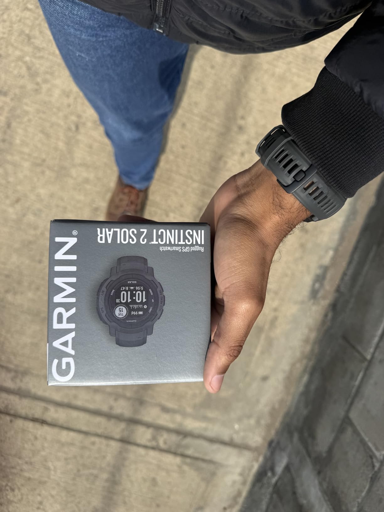 Garmin Instinct 2 Solar, Rugged Outdoor Watch with GPS, Solar Charging, Graphite customer photo 2
