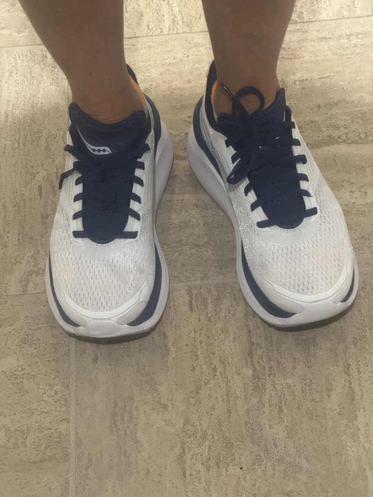 Saucony Women's Endorphin Shift 3 Shoes | Road Running Shoes customer photo 2