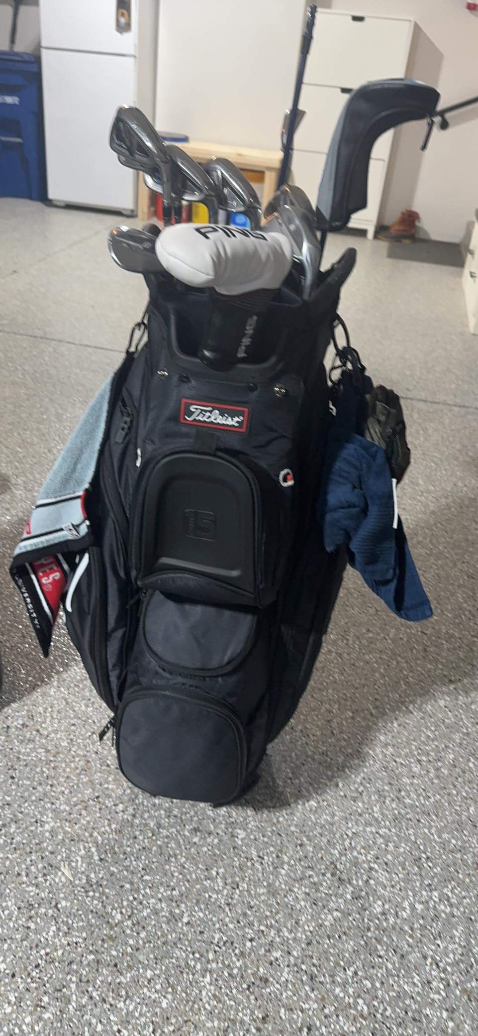 Titleist Cart 15 Golf Bag customer photo 2