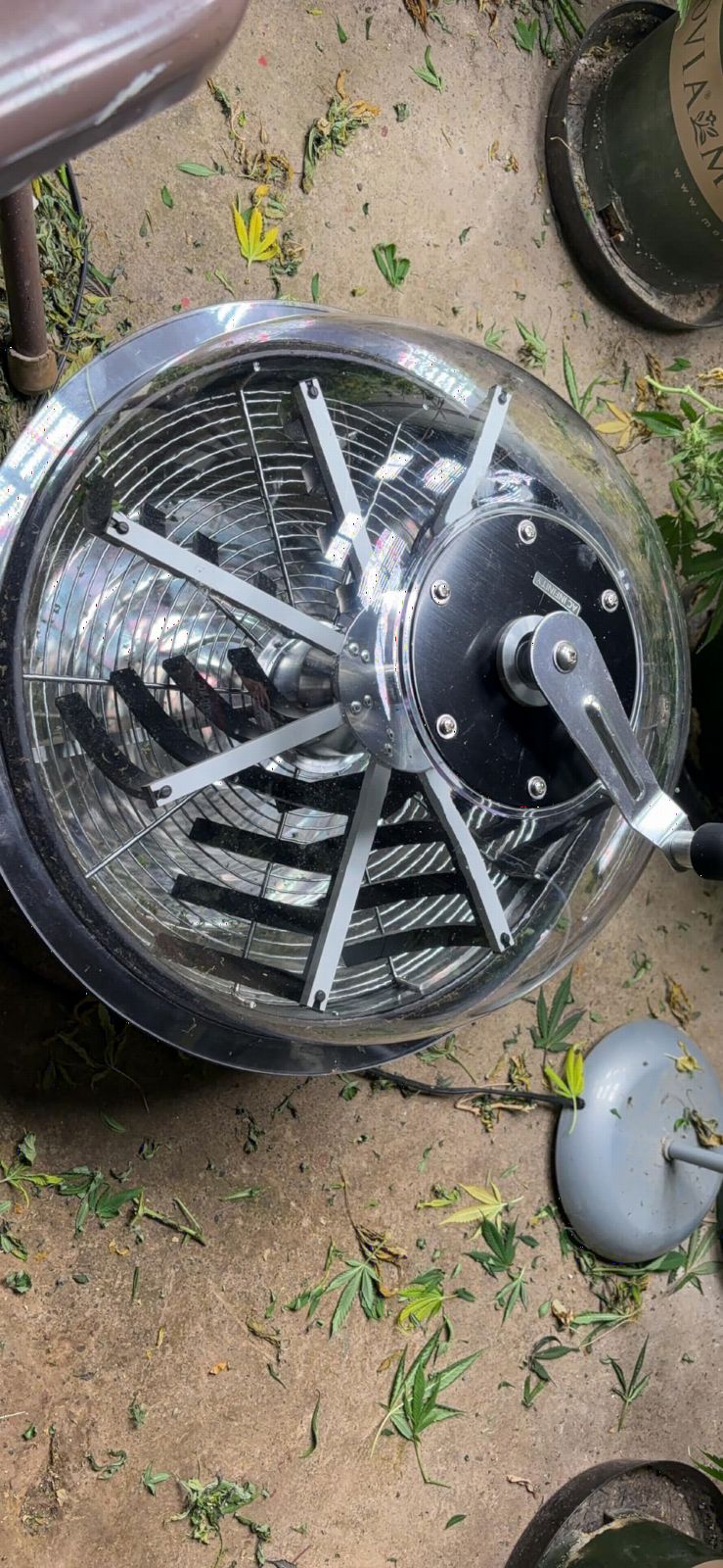 AC Infinity Bud Leaf Bowl Trimmer 40cm Clear Visibility Dome with Sharp Stainless Steel Blades customer photo 2