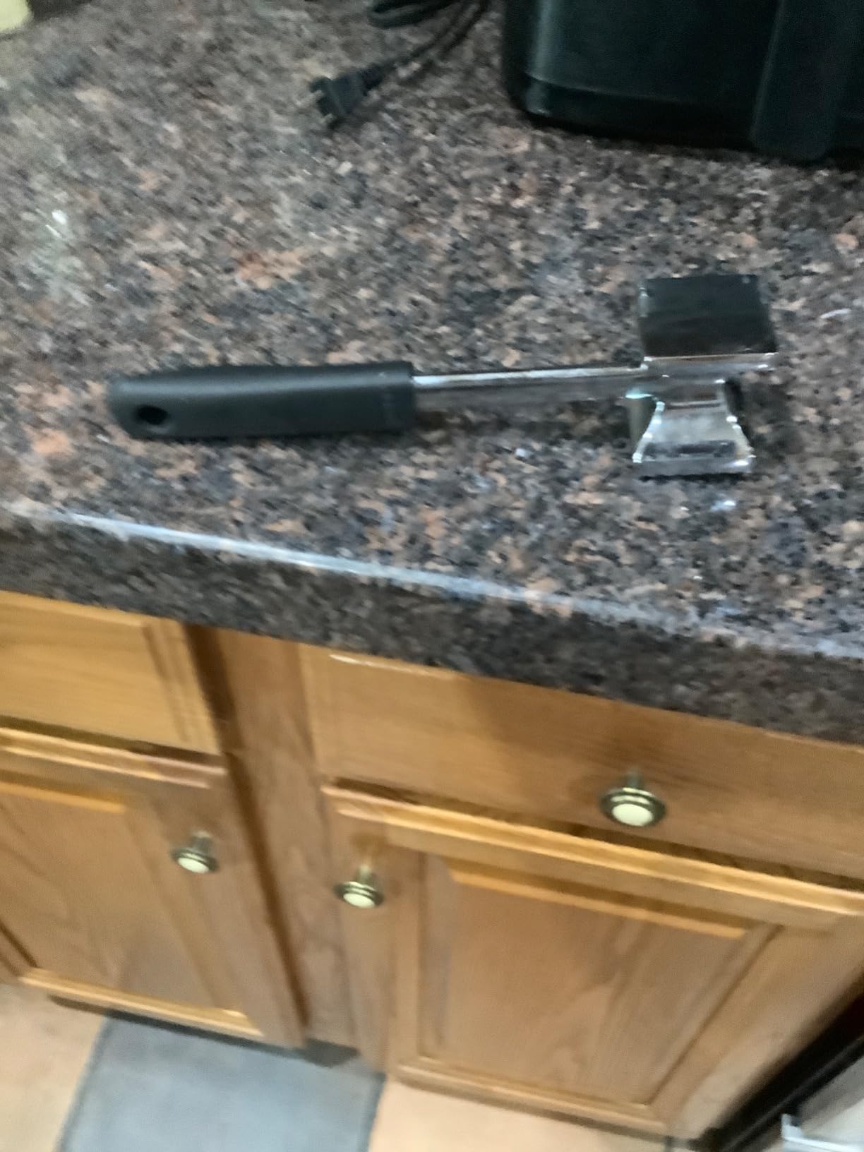 GORILLA GRIP Patented BPA-Free Dual-Sided Meat Tenderizer Mallet, Black, Comfortable Handle, Kitchen Hammer for Steak, Chicken Cutlet Pounder, Multiuse, Crush Nuts, Shellfish, Candy, Dishwasher Safe customer photo 1