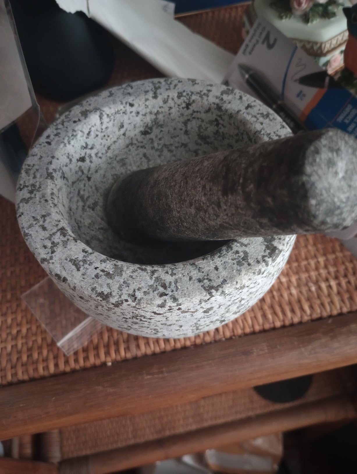 PriorityChef 1.5 Cup Mortar and Pestle Set, 100% Natural Granite, 5.1 Inch Diameter Bowl with 6.5 Inch Pestle, Make Fresh Guacamole at Home, Solid Stone Grinder Bowl, Herb and Spice Grinder, Grey customer photo 1