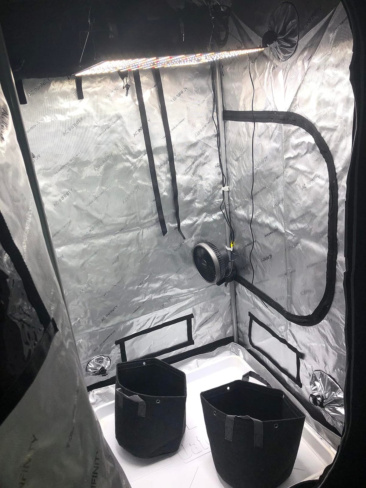 AC Infinity AI Grow System 3x3 3-Plant Kit 90x90x180cm, Self-Learning AI | Dynamic Airflow & LED Lighting Control, 2000D Mylar Tent w/Lab-Tested Reflectivity, Largest Zippered Window customer photo 2