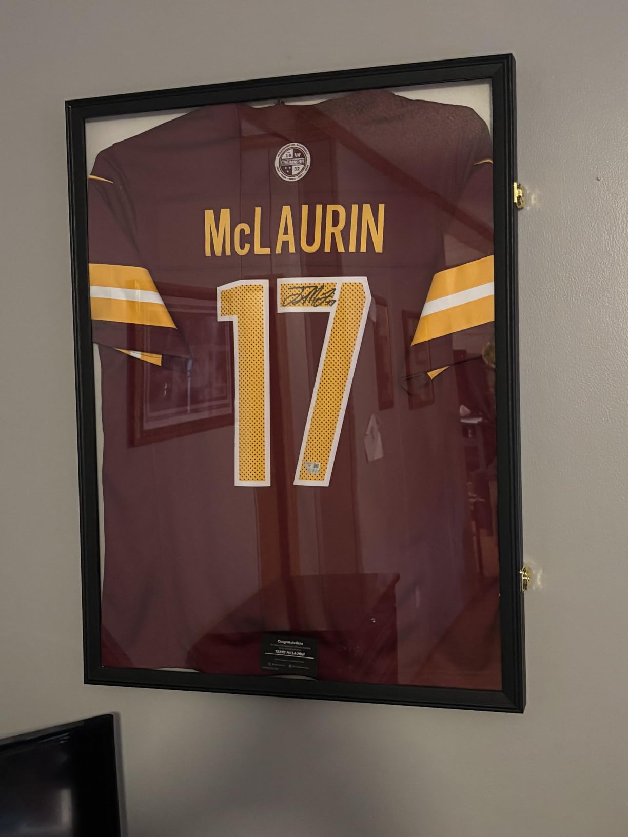 Grintus Jersey Frame Display Case, Black Shadow Box for Sports Jerseys, 1 Pack | Wall Mount, Black Jersey Shadow Box, Golden Anti-Theft Latch, UV Protection Acrylic, Hangers & Pin Board for All Sports Jerseys customer photo 2