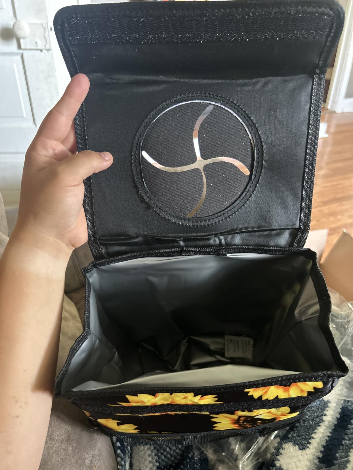 Vankor Car Trash Can with Lid Leak Proof Car Accessories for Women customer photo 2