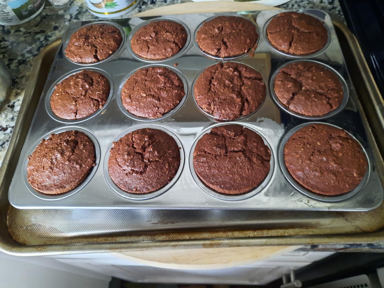 E-far Muffin Pan 12-Cup, Stainless Steel Cupcake Pan for Oven | Non-Toxic Metal Muffin Tins for Baking Muffins & Cupcakes, Regular Size & Easy Clean, Dishwasher Safe customer photo 2