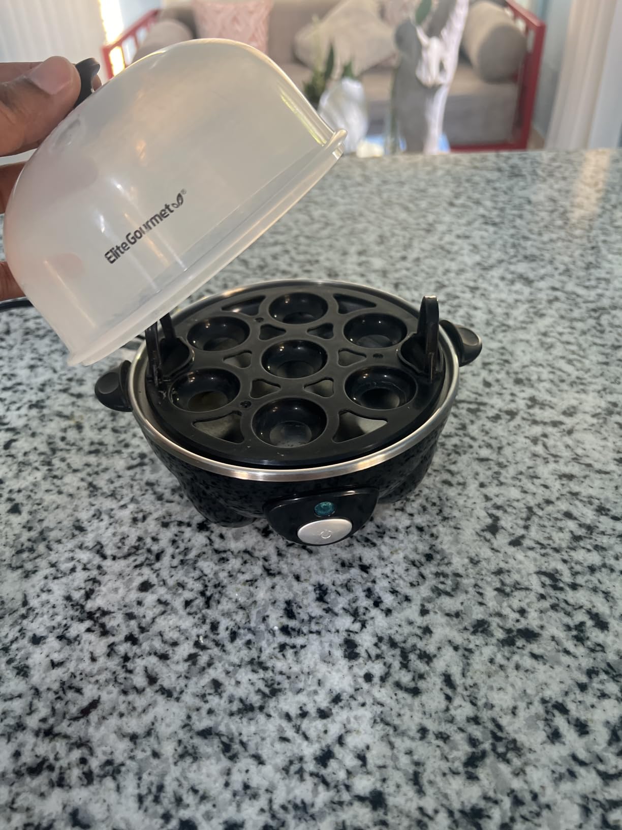 Elite Gourmet EGC-007B Rapid Egg Cooker, 7-Egg Poacher/Omelet Maker, Black | Easy-to-peel hard, medium, or soft-boiled eggs - auto shut-off, alarm, 16-recipe booklet included customer photo 1
