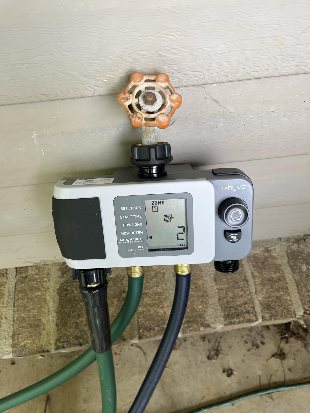 Orbit 24511 B-hyve XD 1-Port Smart Hose Watering Timer | App Controlled Single Outlet Irrigation Timer, Smart WeatherSense Auto Watering, Weatherproof Battery Powered customer photo 1