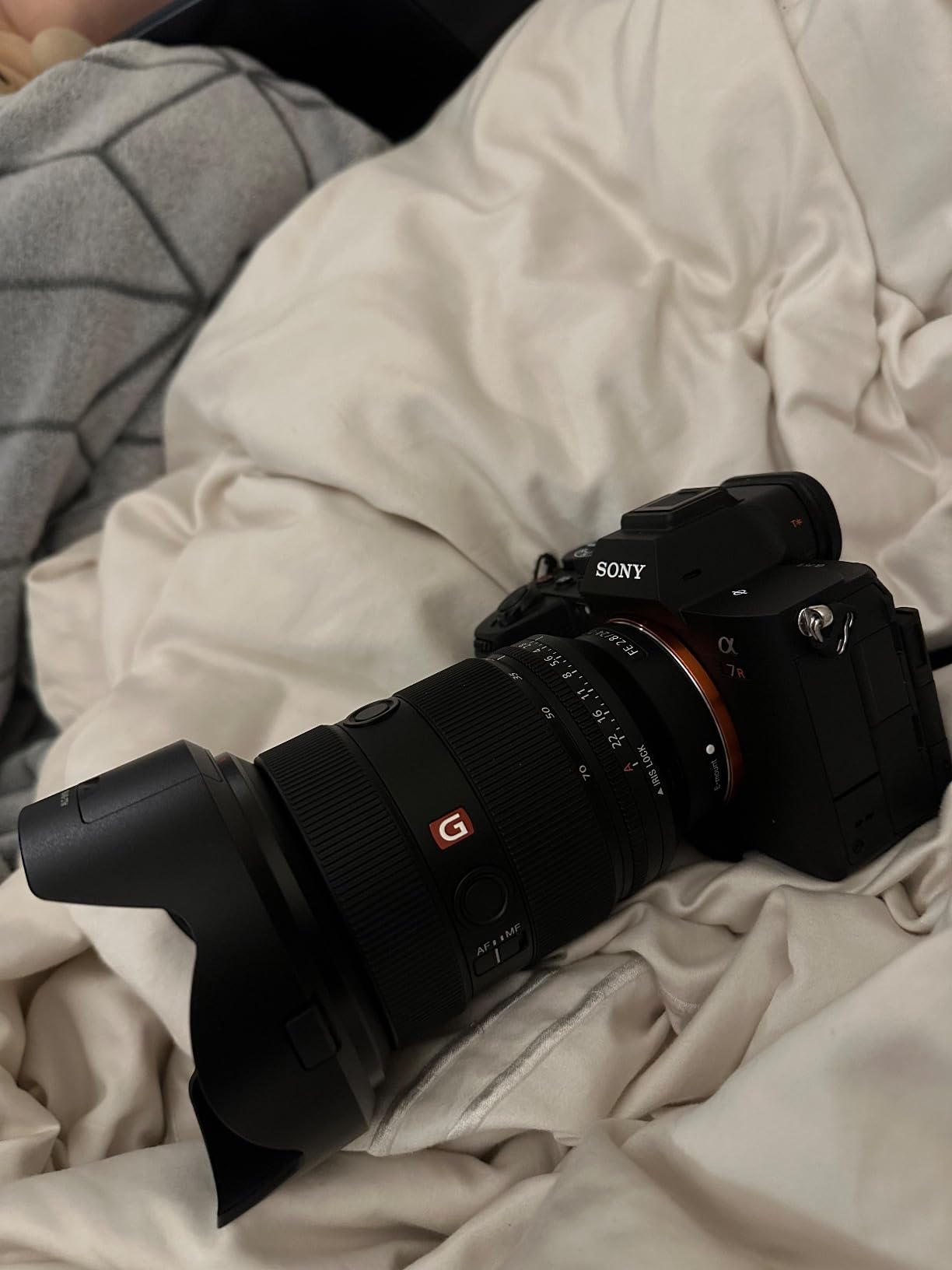 Sony FE 24-70mm F2.8 GM II Full-Frame Zoom Lens | G-Master Standard Zoom Lens, Lightweight and Versatile customer photo 2