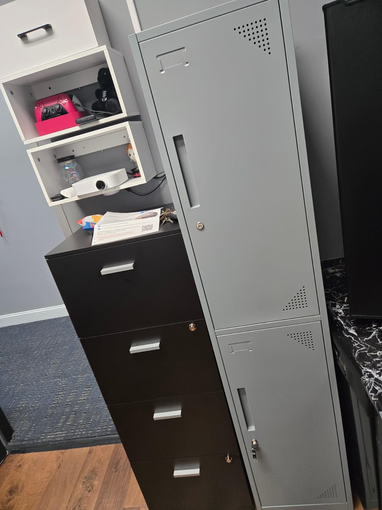 Metal Locker with 6 Doors, Tall Steel Storage Lockers for Employees - 71